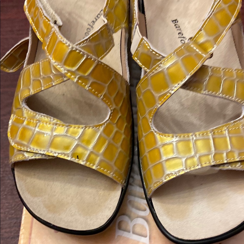 Barefoot Freedom Yellow Sandals with Ruffled Straps - Picture 4 of 6